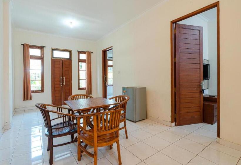 Pokój Rodzinny, Pondok Anyar