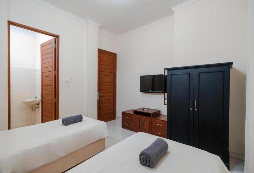 Pokój Rodzinny, Pondok Anyar