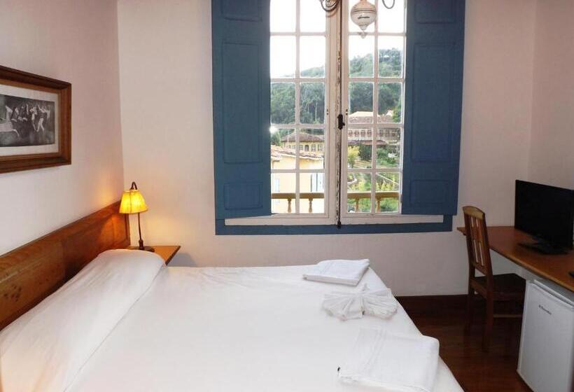 חדר סופריור לשלושה, Solar De Maria