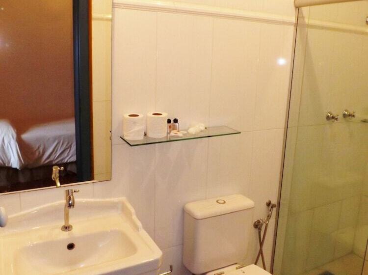 חדר סטנדרט לשלושה, Solar De Maria