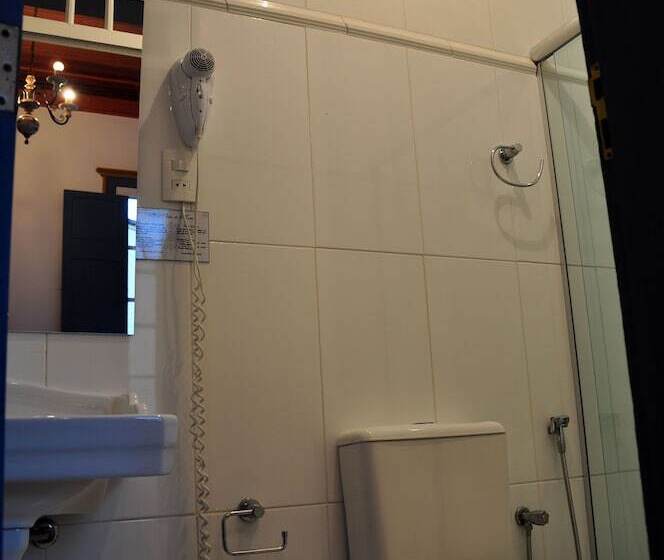 חדר דלוקס לשלושה, Solar De Maria