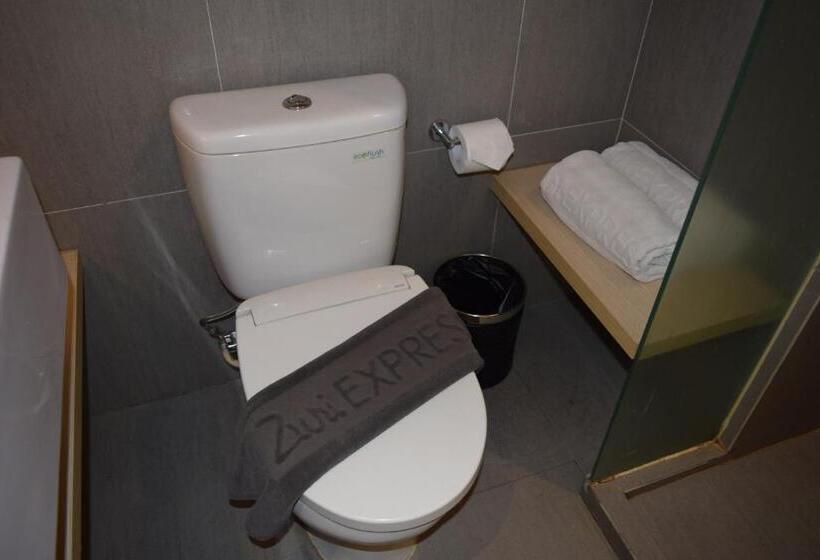 Habitació Estàndard, Zuri Express Mangga Dua