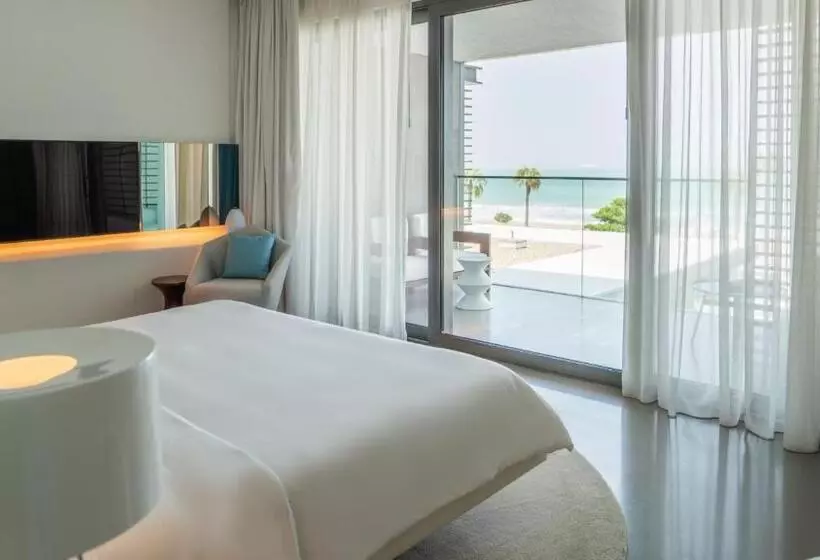 Standard Room King Size Bed