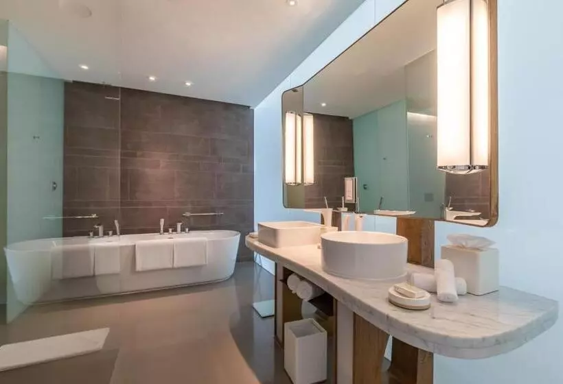 2 Bedroom Suite