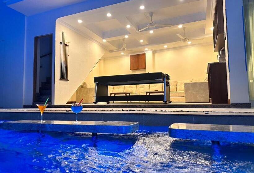 ویلای 3 خوابه, Pratamnak Residence Luxury Villas