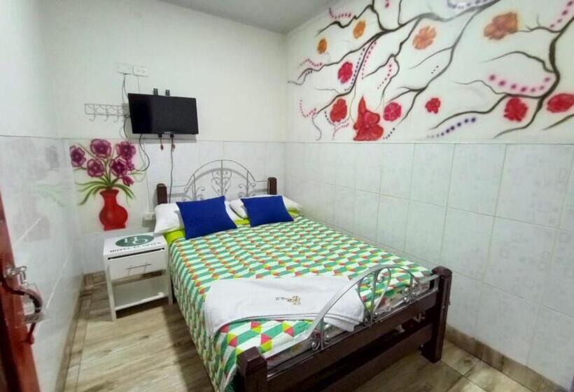 스탠다드 싱글 룸 공동욕실, El Opita