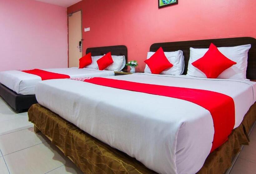 Family Suite, Oyo 11343  Putra Iskandar