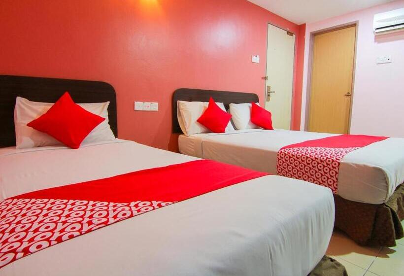 豪华三人间, Oyo 11343  Putra Iskandar