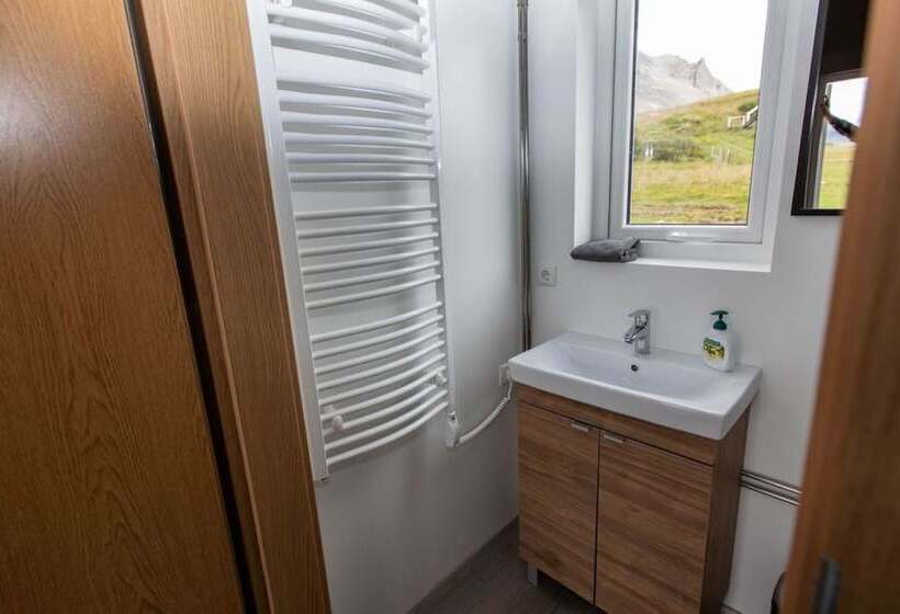 اتاق استاندارد با چشم‌انداز کوهستان, Lysuholl