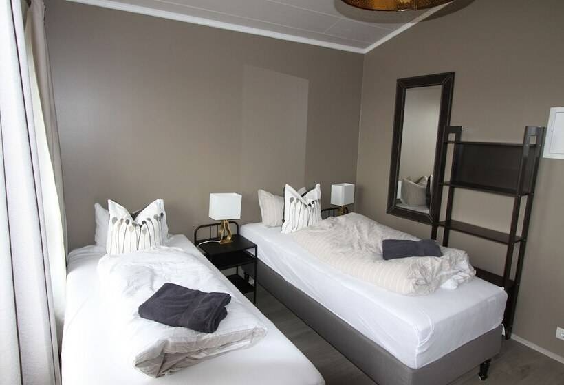 اتاق استاندارد با چشم‌انداز کوهستان, Lysuholl