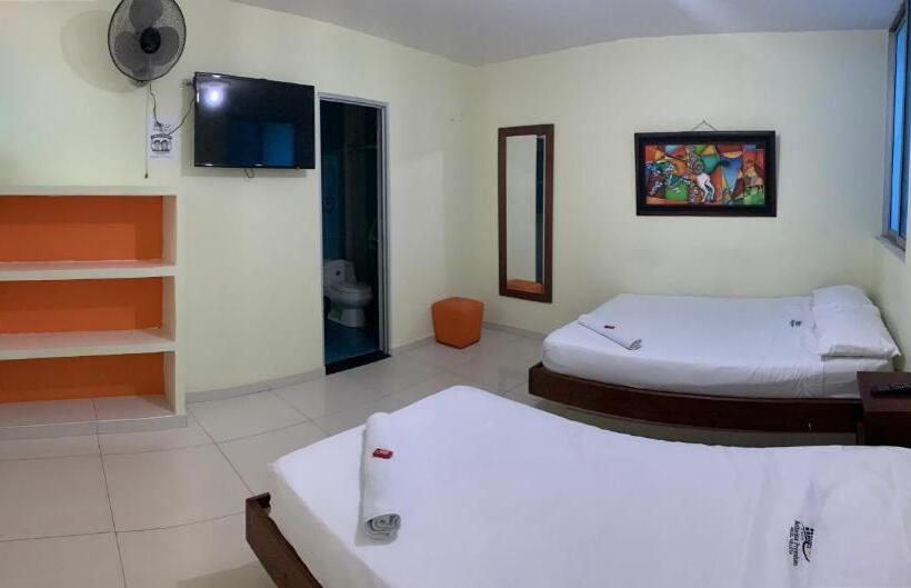 舒适三人间, Bellavista Premium Hotel Villeta