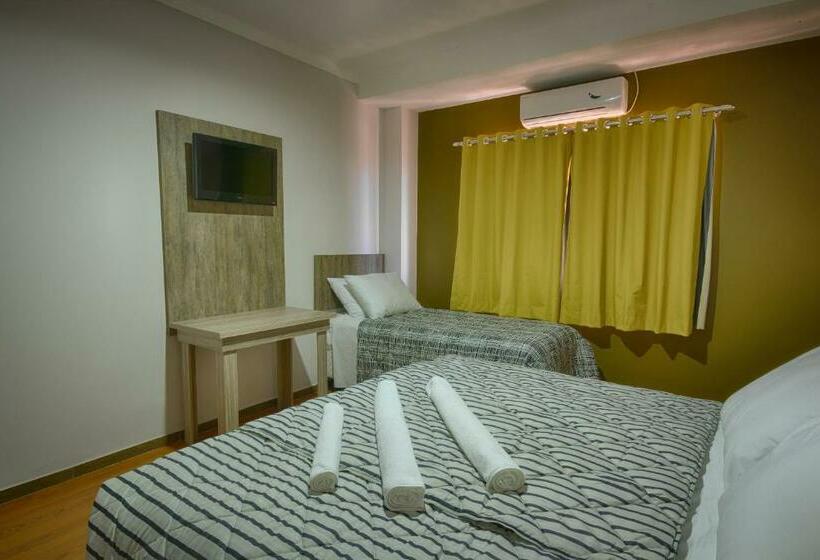 חדר דלוקס לשלושה, Iguassu Inn