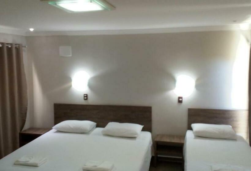 חדר דלוקס לארבעה, Iguassu Inn