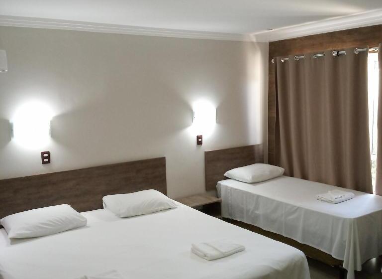 חדר דלוקס לארבעה, Iguassu Inn