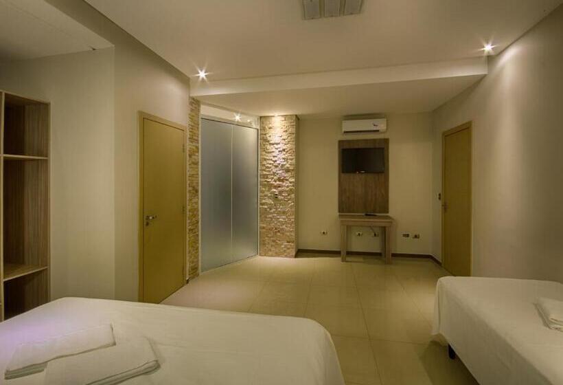 חדר דלוקס לארבעה, Iguassu Inn