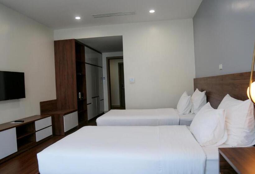 اتاق استاندارد با بالکن, The Harmonia