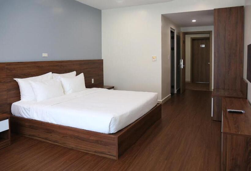 اتاق لوکس, The Harmonia