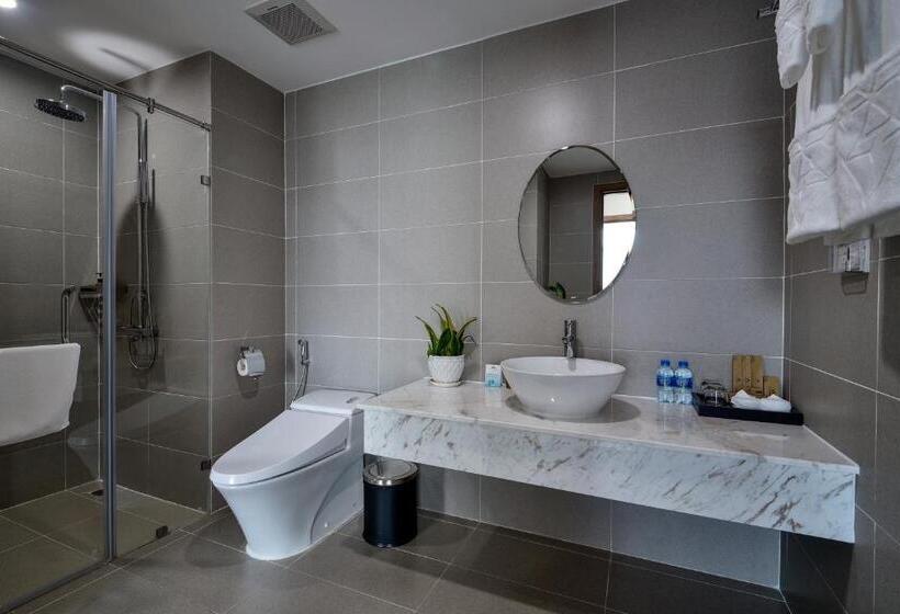 سوییت, The Harmonia