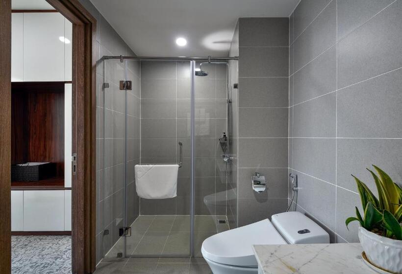 سوییت, The Harmonia