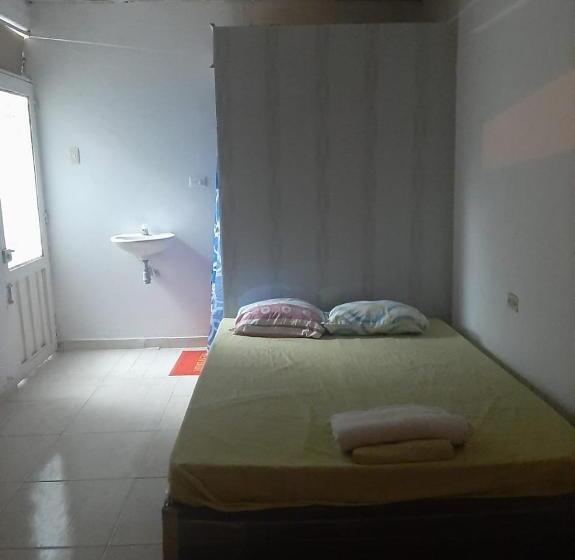 스탠다드 룸, Los De A Pie