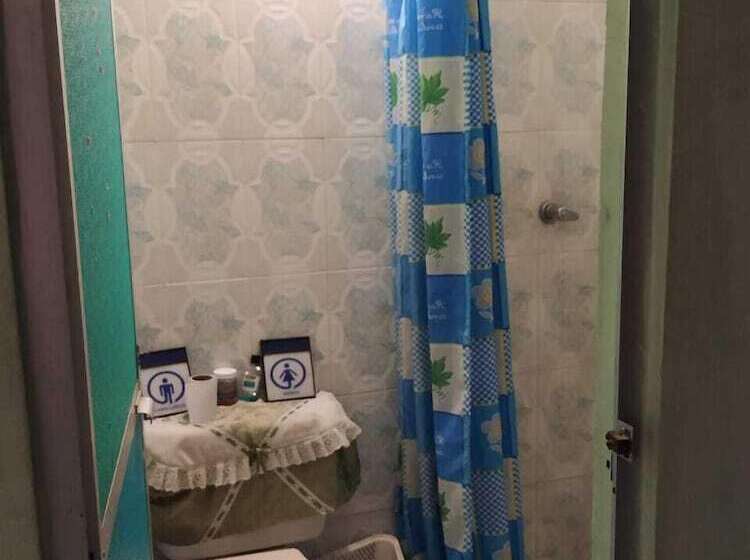 스탠다드 룸, Los De A Pie