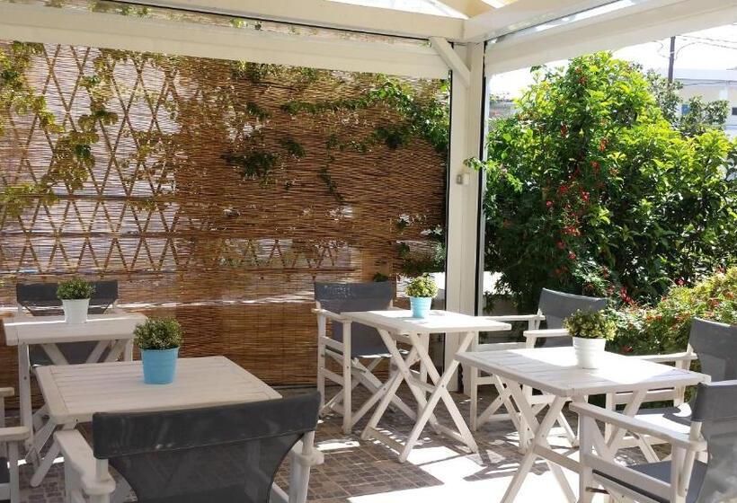 חדר סטנדרט עם מרפסת, Akrogiali