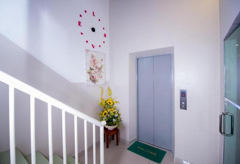 豪华房间, Saujana City