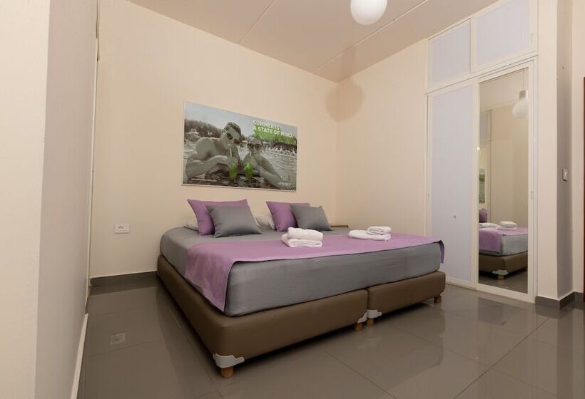 کلبه ییلاقی, Whitelace Resort