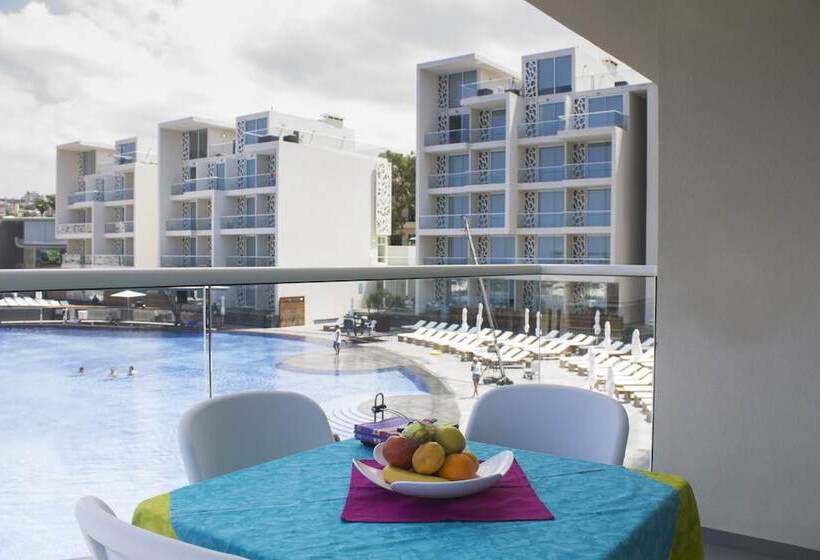 کلبه ییلاقی, Whitelace Resort