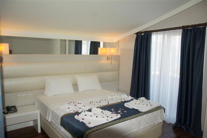 غرفة قياسية مطلّة علي البحر, Gold Butik Otel