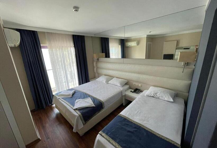 Triple Room Sea View, Gold Butik Otel