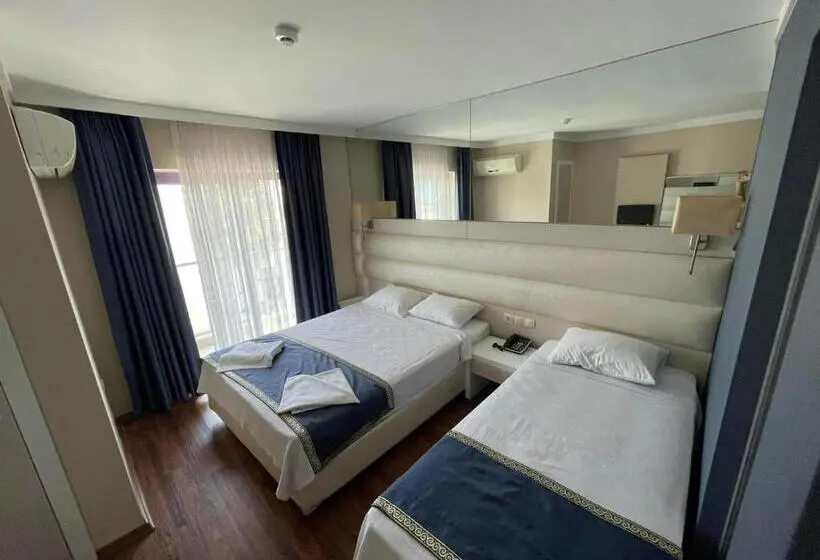 Triple Room Sea View, Gold Butik Otel