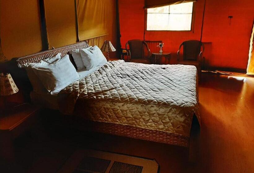 چادر با خدمات رفاهی استاندارد, Aa Lodge Amboseli