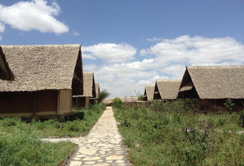چادر با خدمات رفاهی استاندارد, Aa Lodge Amboseli