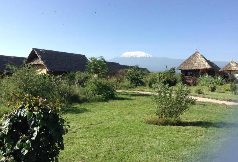 چادر با خدمات رفاهی استاندارد, Aa Lodge Amboseli