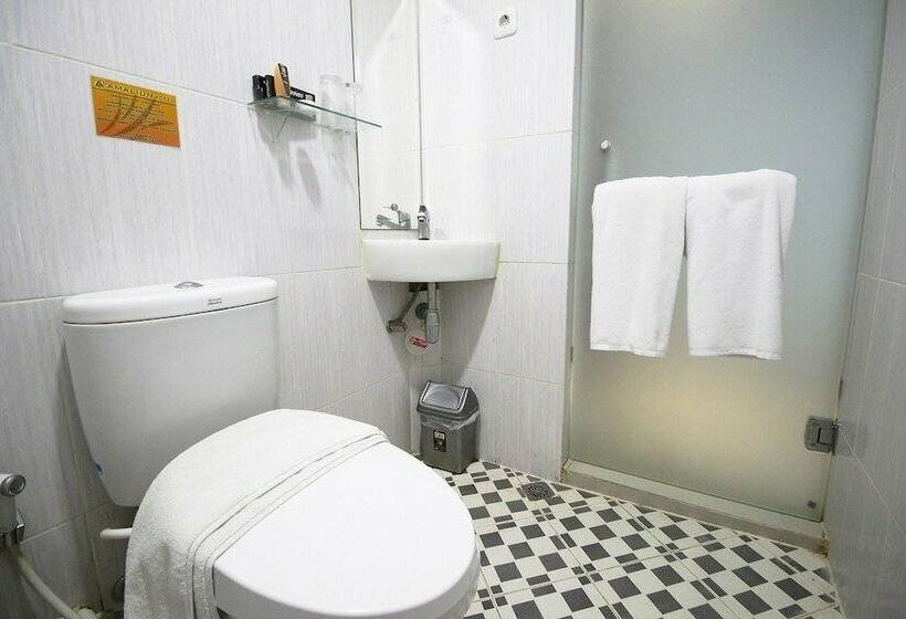 غرفة سوبيريور, Amaliun