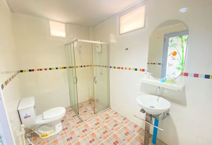 スタンダードルーム, Banthaisangthain Resort