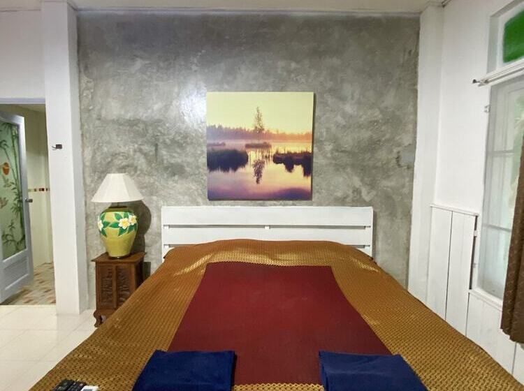 スタンダードルーム, Banthaisangthain Resort