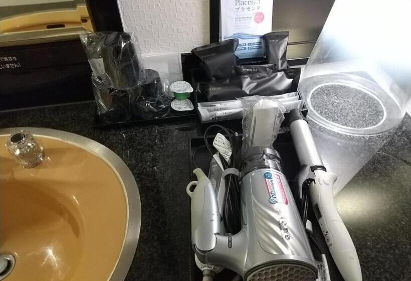 Economy Triple Room, Beni West