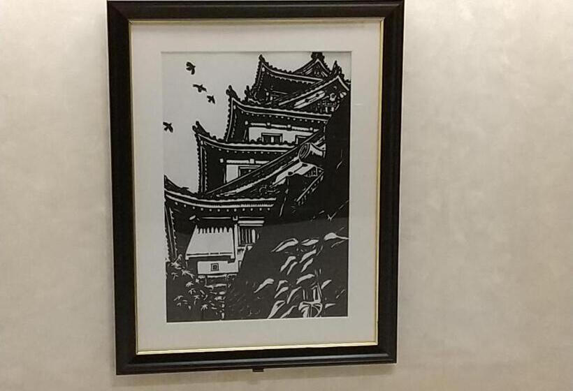 Economy Triple Room, Beni West