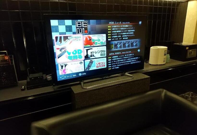 Economy Triple Room, Beni West