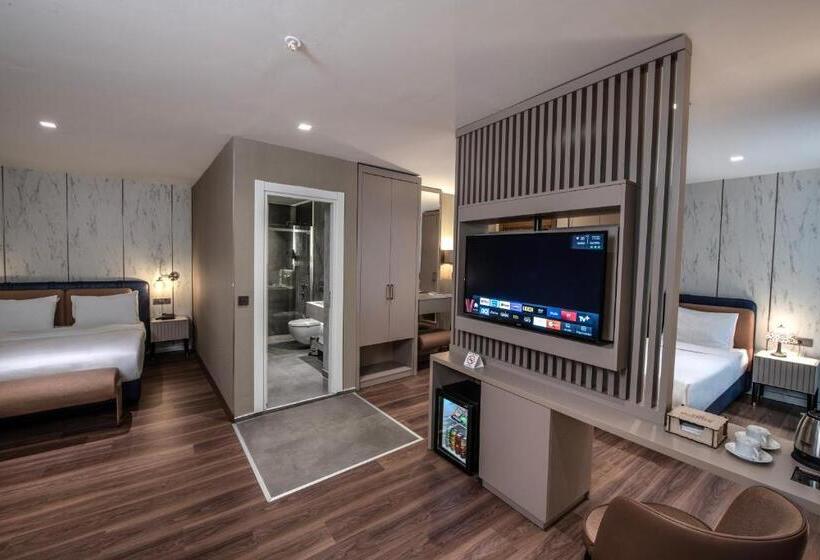 استودیوی سوپریور, Bosfora