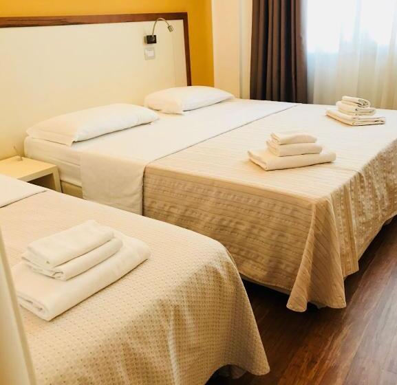 Номер Стандарт Трехместный, Dedoni