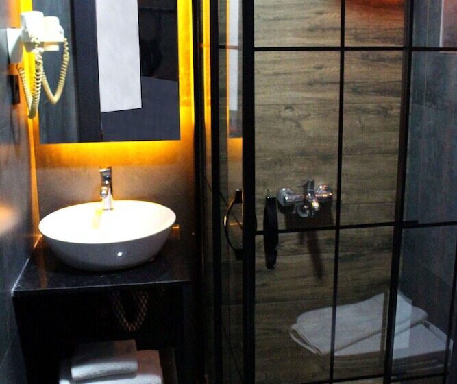 豪华房间, Istanbul Fair