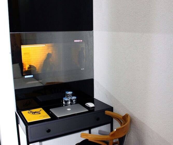 单人经济间, Istanbul Fair