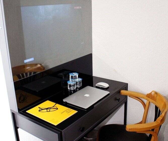 单人经济间, Istanbul Fair