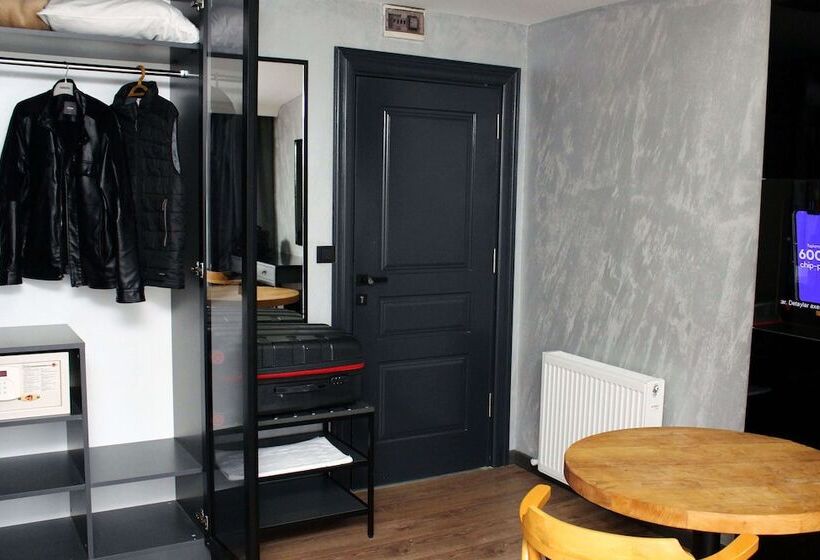 豪华房间, Istanbul Fair