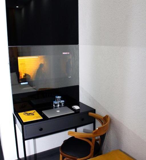 单人经济间, Istanbul Fair