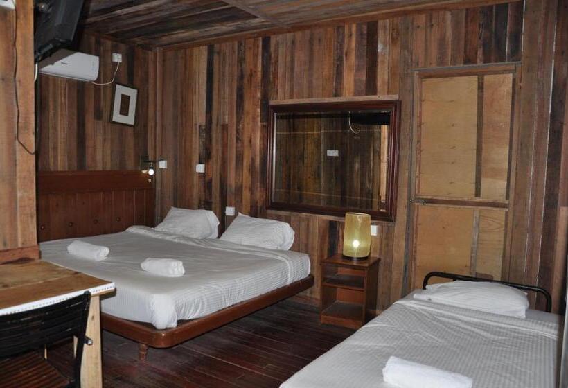 Quarto Familiar Deluxe, Joe Fisherman Inn