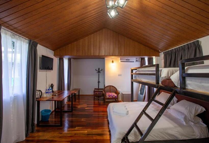 Quarto Familiar Vista Montanha, Joe Fisherman Inn